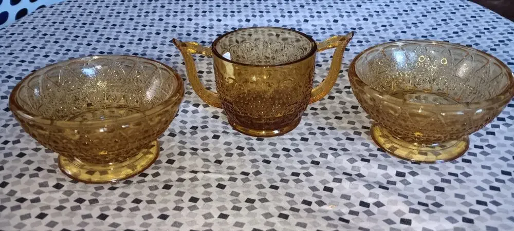 Amber Dessert Bowls And Sugar Bowl